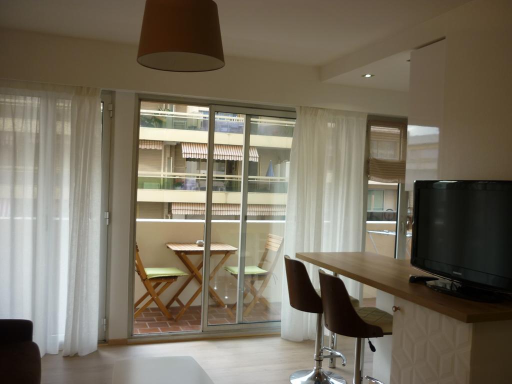 Le Crystal Apartamento Antibes Exterior foto